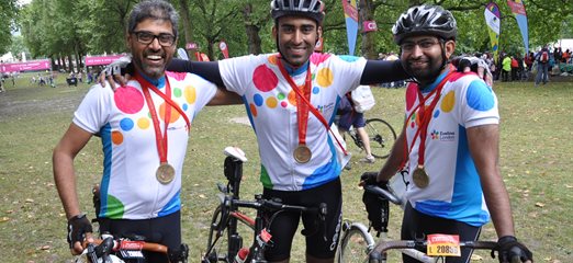 Evelina London fundraising cyclists