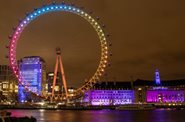 Evelina London lights up the London Eye